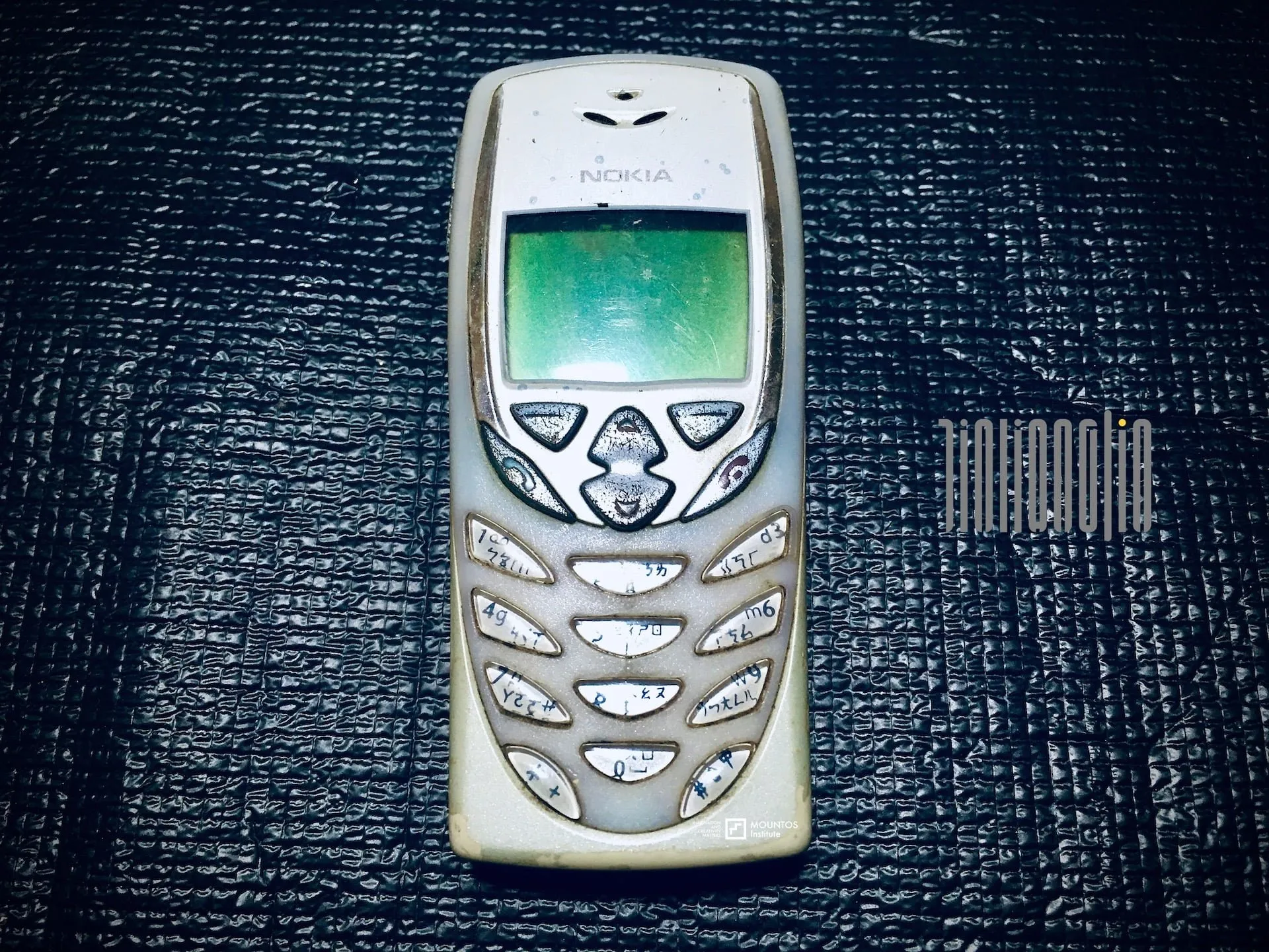Nokia 8310:2G 時代的最後浪漫與自助旅行的純粹時光