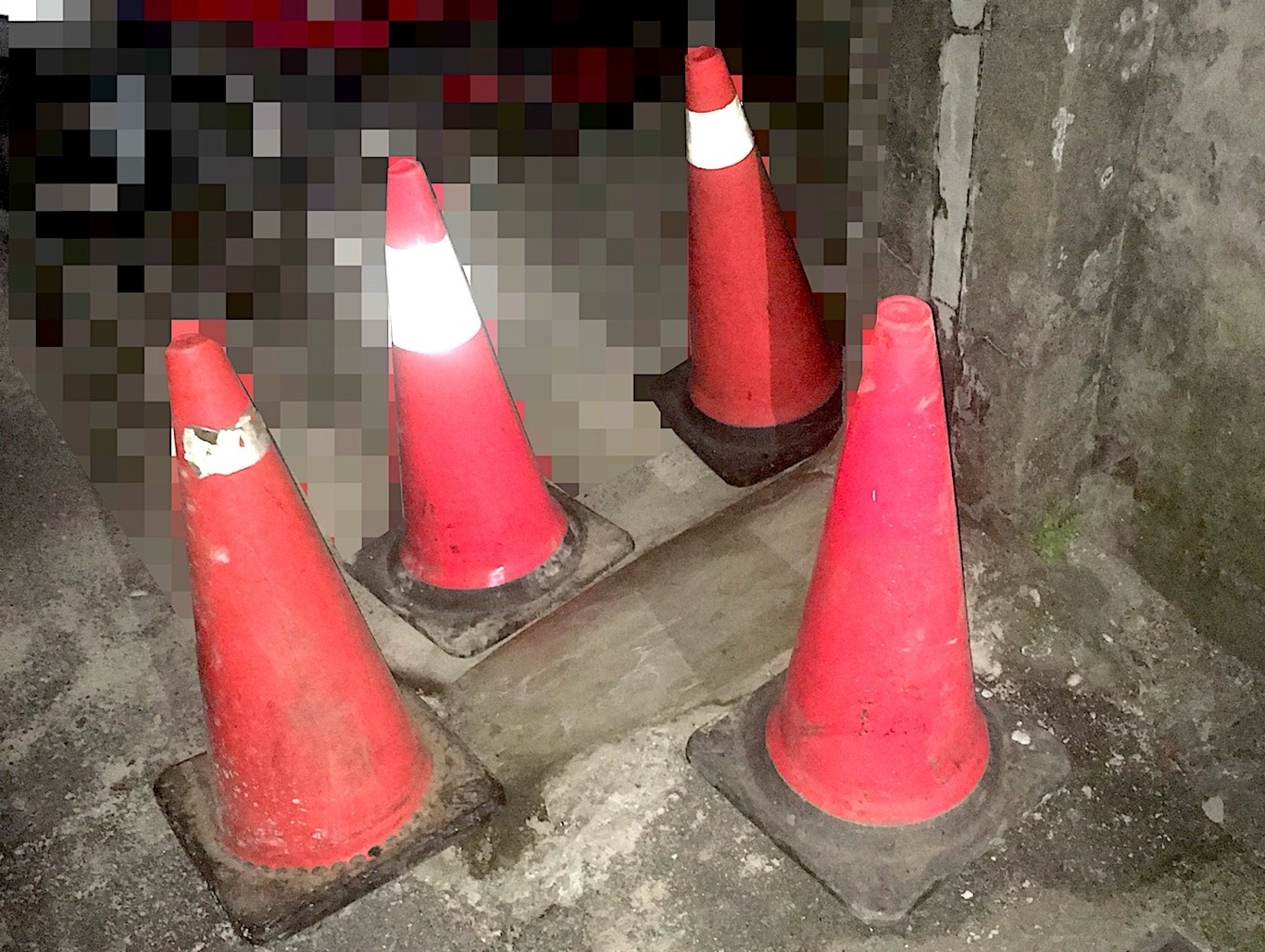 惡鄰日誌：不專業中華電信道路施工製造的危險障礙