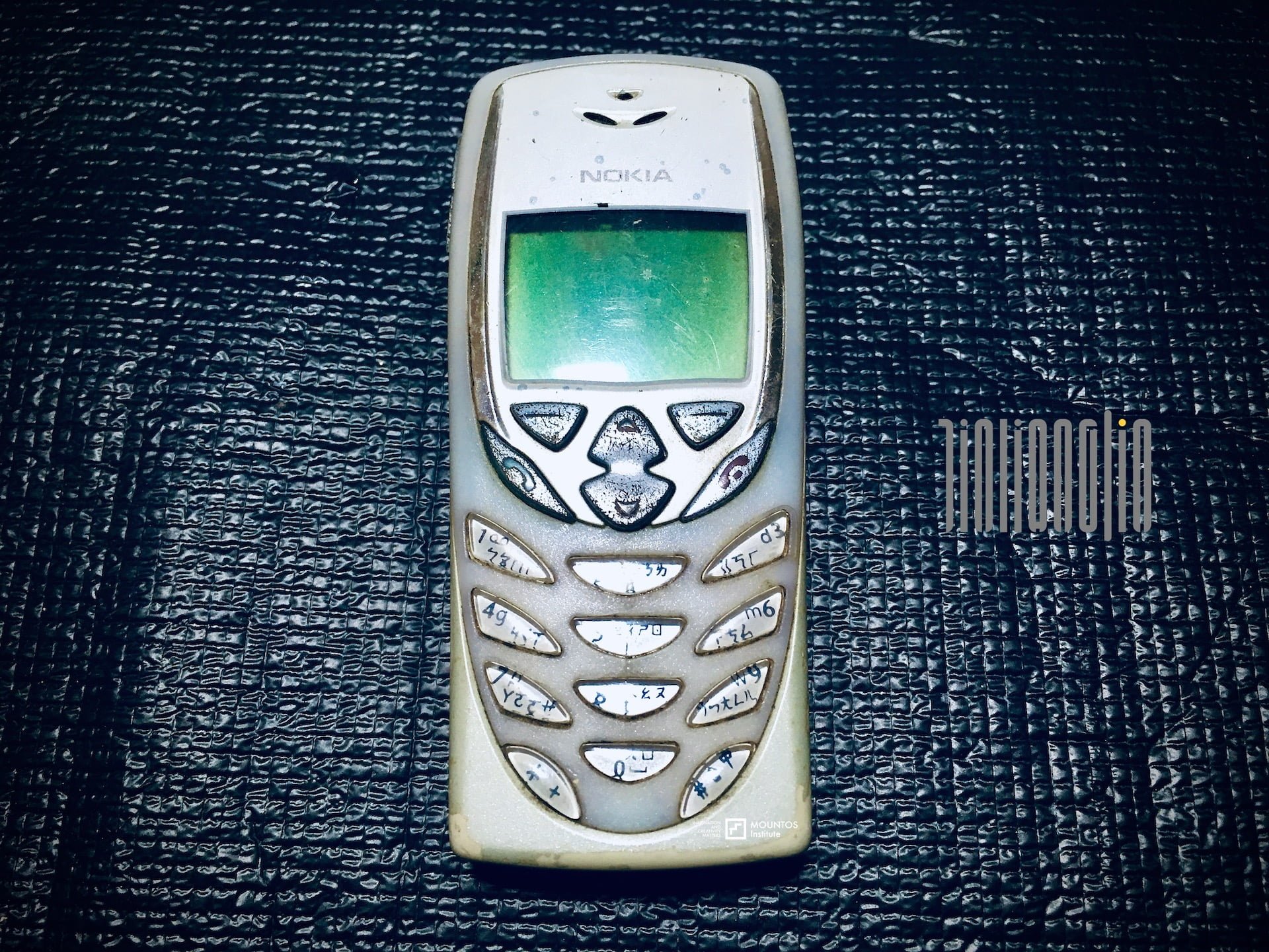 諾基亞 Nokia 8310 2G GSM 行動電話
